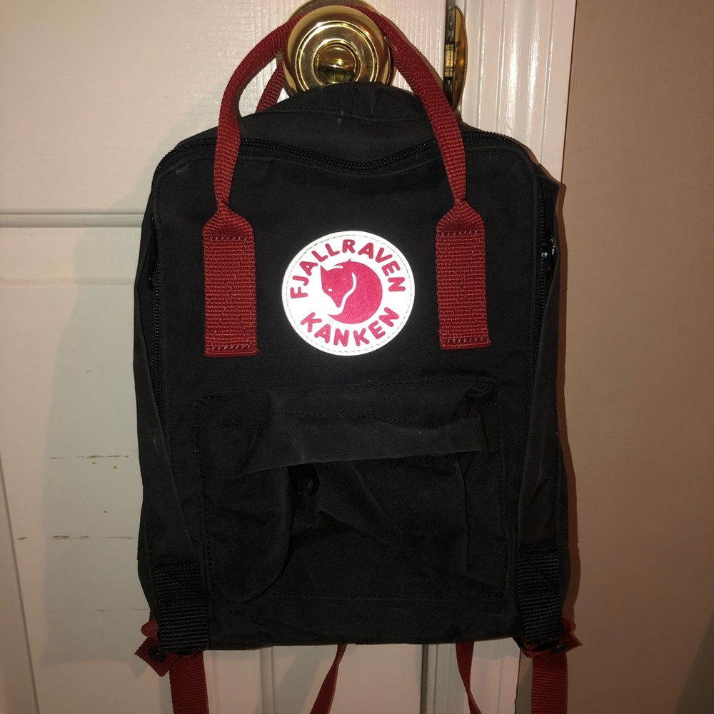 Navy Mini Fjallraven Kanken Backpack